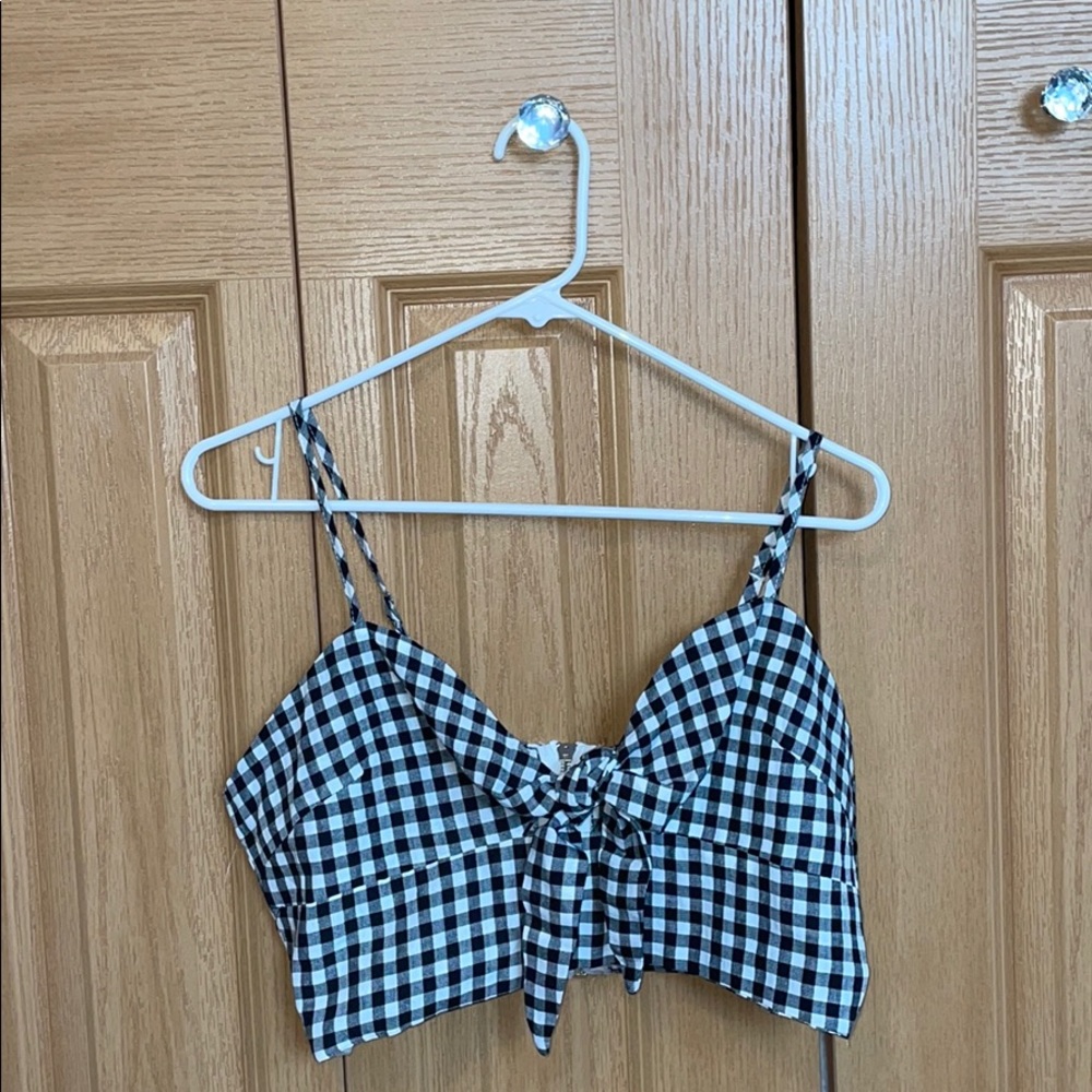 Cropped Shirt/ tank top